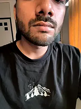 Vinsent_Frantlyy – webcam model profile photo Image 3