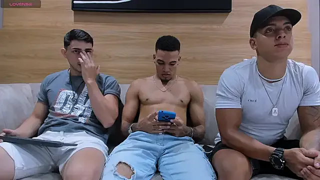 loving_ladies – webcam model profile photo Image 13