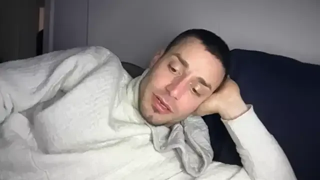 Benson18y – webcam model profile photo Image 4