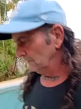 CarolPrince – webcam model profile photo Image 2