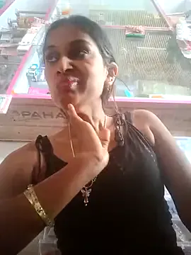 hotshreya69 Image 7