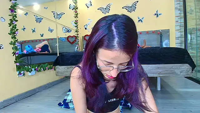 sofishine11 – webcam model profile photo Image 3