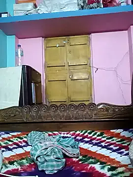 lonniegoldrup – webcam model profile photo Image 9