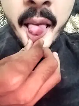 bisexualmilf – webcam model profile photo Image 15