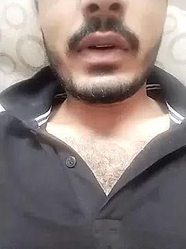 bisexualmilf – webcam model profile photo Image 4