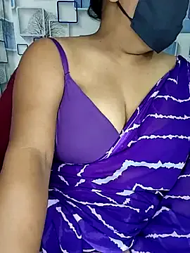 cherryrush951544 – webcam model profile photo Image 2