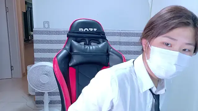 kirahoney_ – webcam model profile photo Image 7