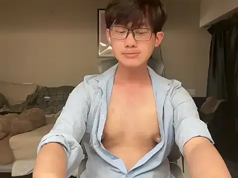 _Alicee_1 – webcam model profile photo Image 8