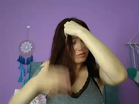 gigikray – webcam model profile photo Image 4