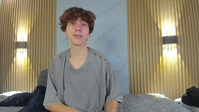 Magnetic127 – webcam model profile photo Image 14