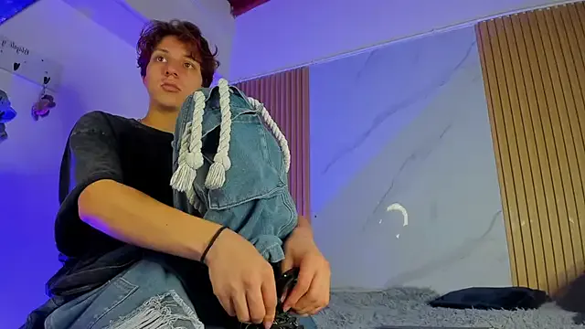 Magnetic127 – webcam model profile photo Image 15