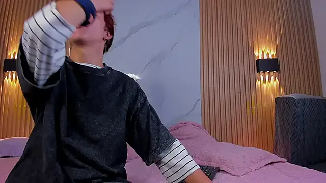 Magnetic127 – webcam model profile photo Image 6