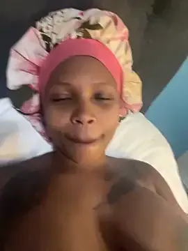 mintykisss – webcam model profile photo Image 14