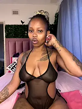 mintykisss – webcam model profile photo Image 3