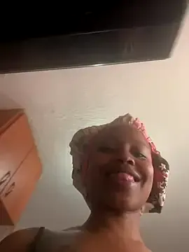 mintykisss – webcam model profile photo Image 5