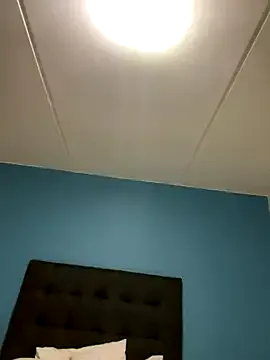 mintykisss – webcam model profile photo Image 8