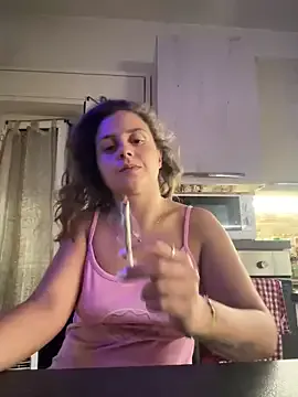 MaximoBenetti – webcam model profile photo Image 5