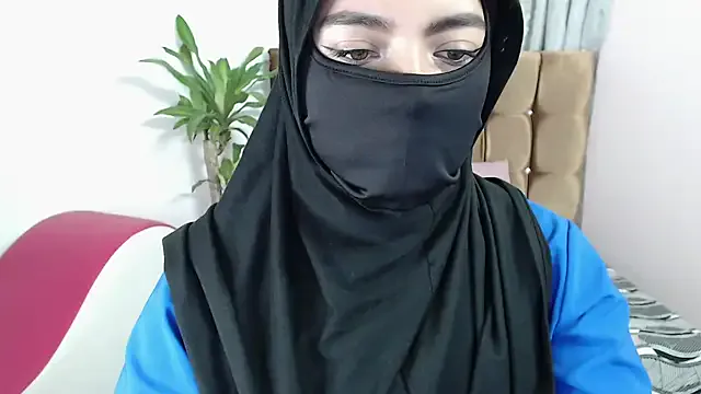 PabloArena – webcam model profile photo Image 6