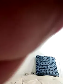 DANYIA – webcam model profile photo Image 16