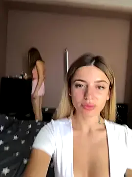 thisgirl__ – webcam model profile photo Image 18