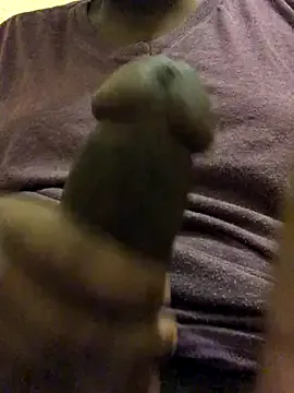 DomManlyGuy – webcam model profile photo Image 2