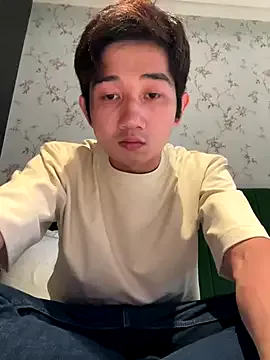 bisexualmilf – webcam model profile photo Image 4