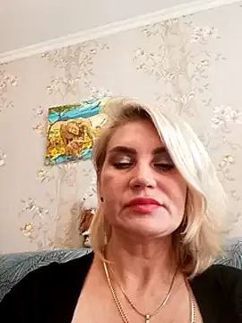 JennyOMay Image 4