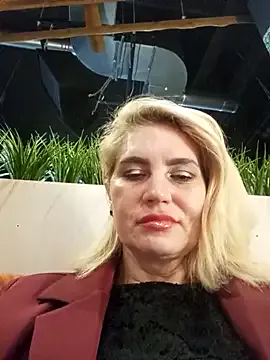 JennyOMay Image 7