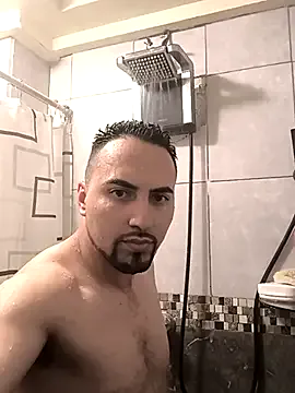 anhkiet_huang – webcam model profile photo Image 9