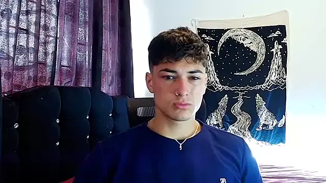 tiameakin – webcam model profile photo Image 19