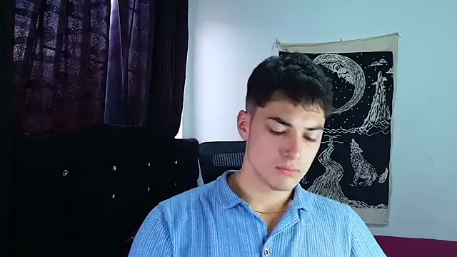 tiameakin – webcam model profile photo Image 9