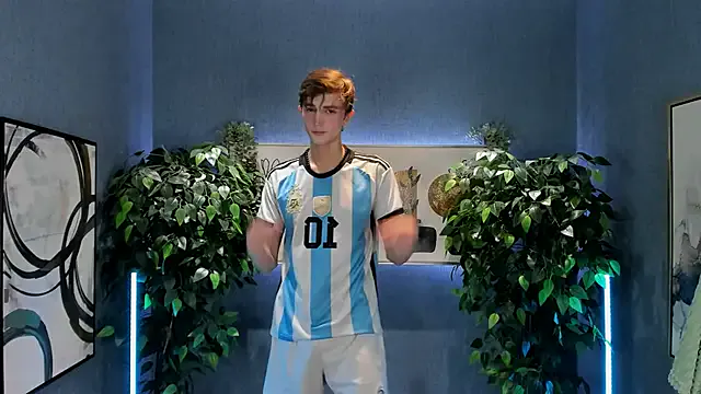 yaniraekberg – webcam model profile photo Image 2