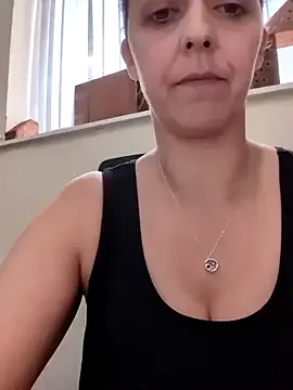 kaliana_ggh – webcam model profile photo Image 3