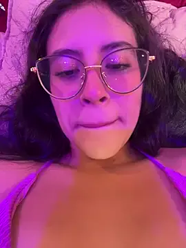 otouhu76 – webcam model profile photo Image 2