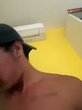 bisexualmilf – webcam model profile photo Image 11