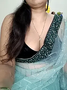 kaamuk_shweta Image 10