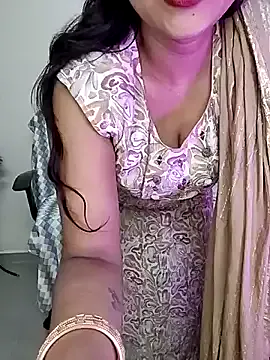 kaamuk_shweta Image 4