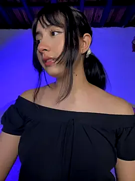 evelin_shy – webcam model profile photo Image 15