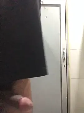 skinny_candy18 – webcam model profile photo Image 9