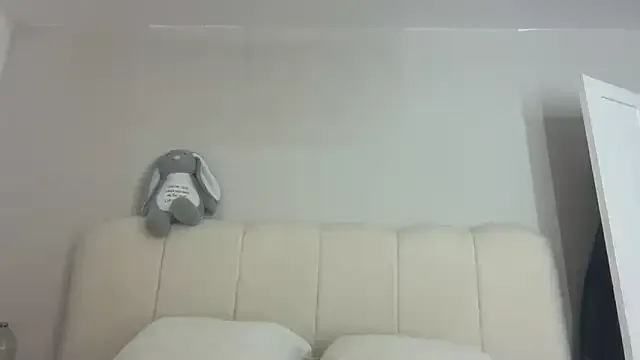 skinny_candy18 – webcam model profile photo Image 5