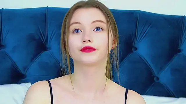KeiraAsti Image 15