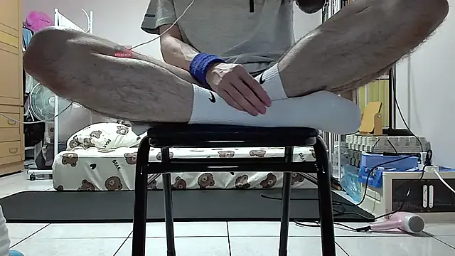 Benson18y – webcam model profile photo Image 10