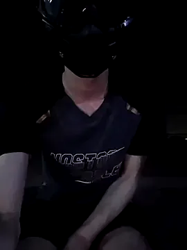 Benson18y – webcam model profile photo Image 4