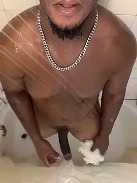 bisexualmilf – webcam model profile photo Image 6