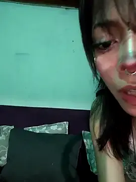 Madoka_0116 – webcam model profile photo Image 2