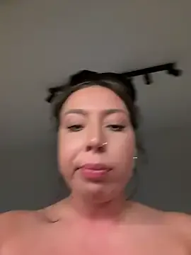 841_yayoi – webcam model profile photo Image 3