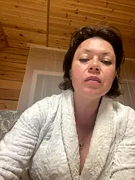 gigikray – webcam model profile photo Image 16