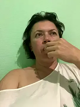 gigikray – webcam model profile photo Image 3