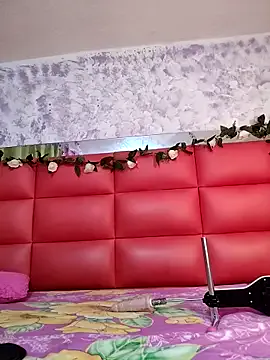 someone_sweet – webcam model profile photo Image 11