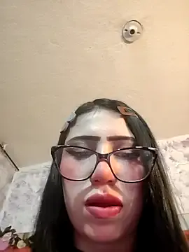 someone_sweet – webcam model profile photo Image 12